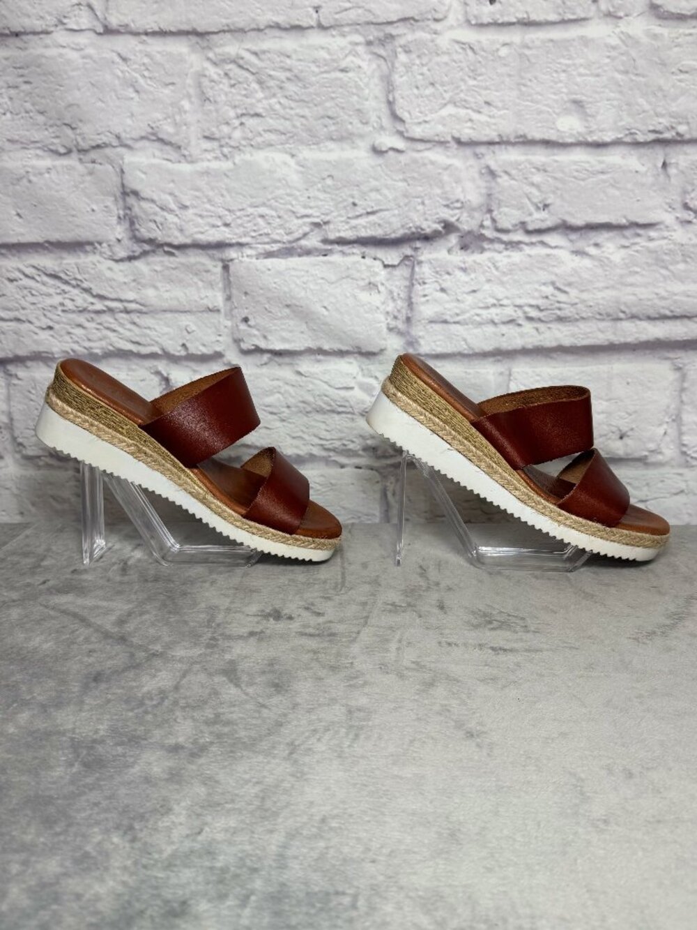 Bertuchi Platform Espadrille Slides